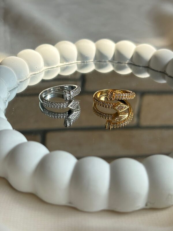 Swarovski design Ring