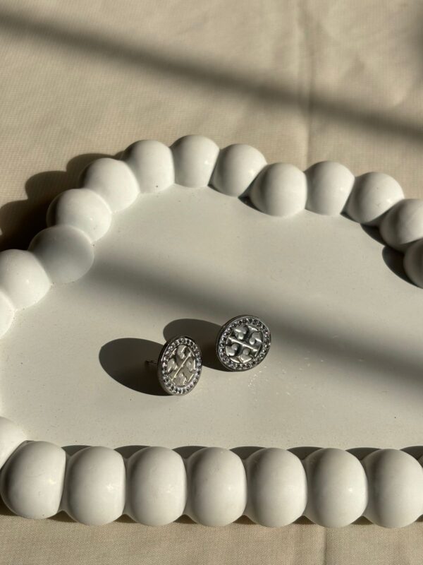 Tory burch Style Studs
