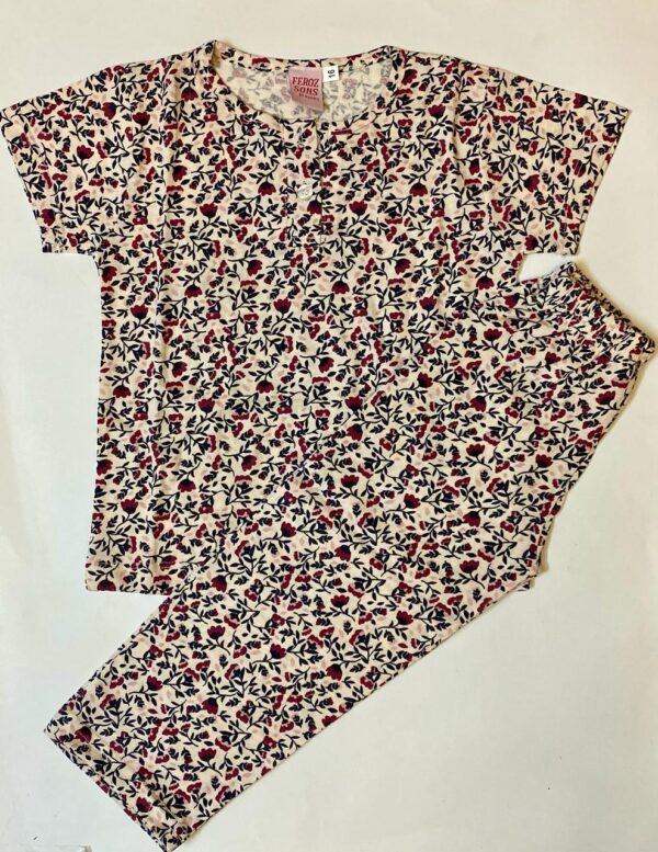Half Sleeves Nightsuits