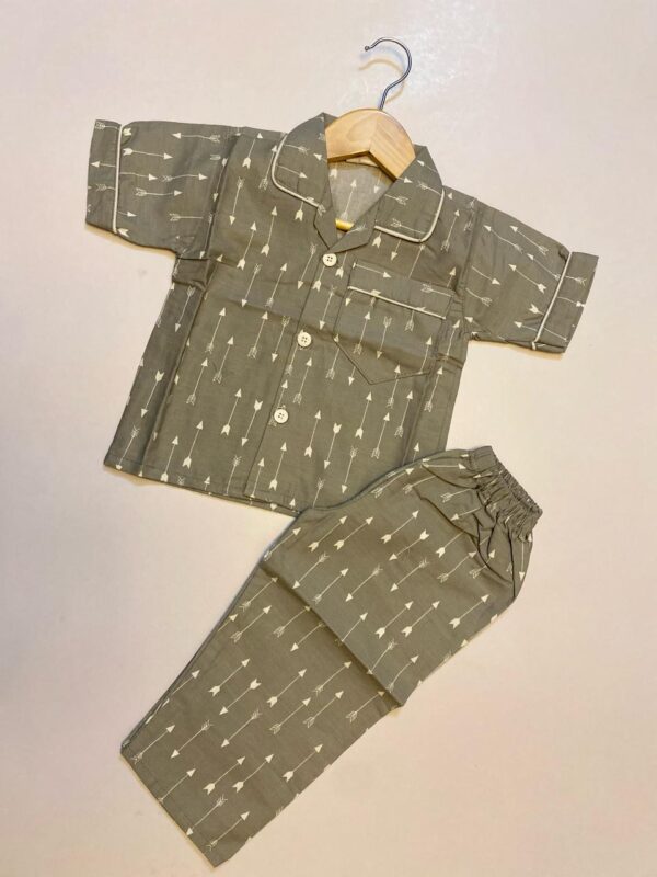 Cotton Half Sleeves Nightsuit