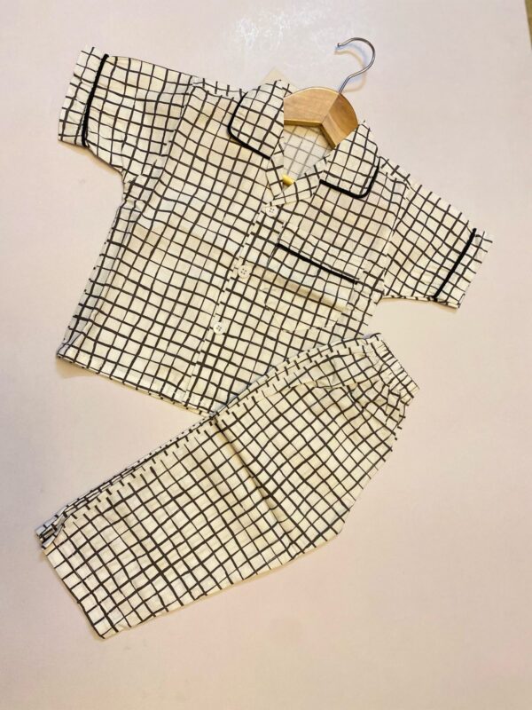 Cotton Half Sleeves Nightsuit