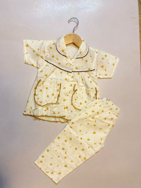 Cotton Half Sleeves Nightsuit