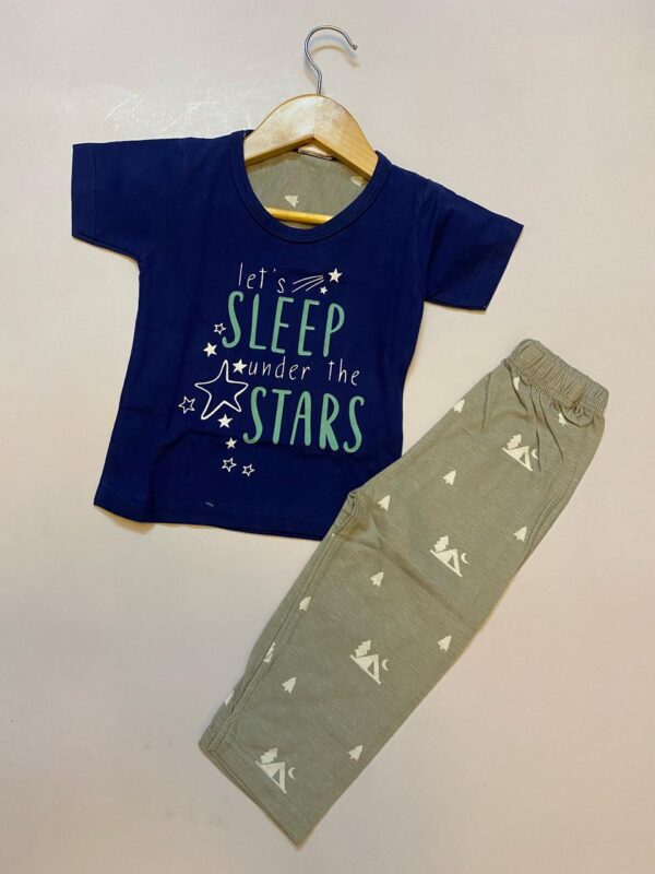 Half Sleeves Nightsuit