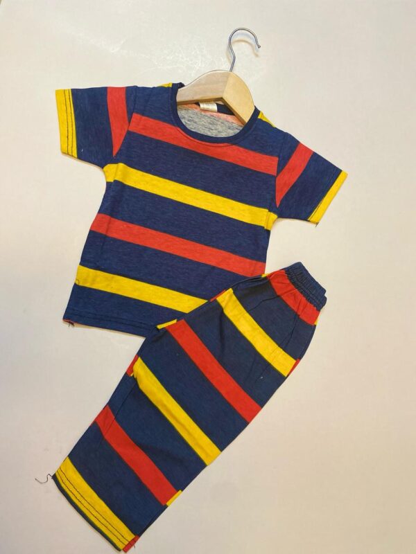 Half Sleeves Nightsuit