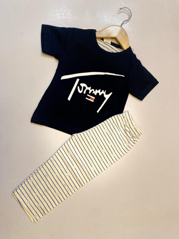 Half Sleeves Nightsuit