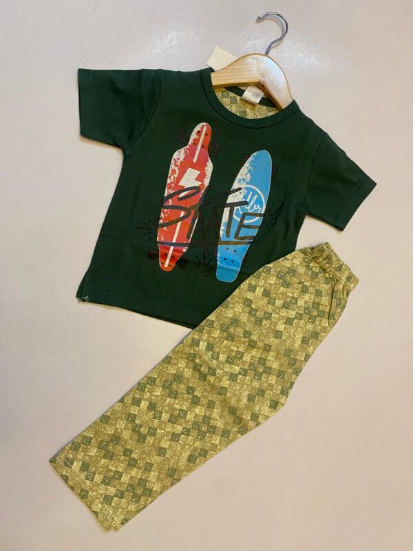 Half Sleeves Nightsuit