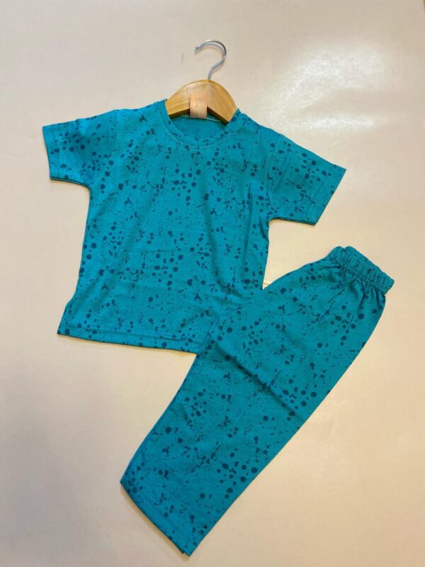 Half Sleeves Nightsuit