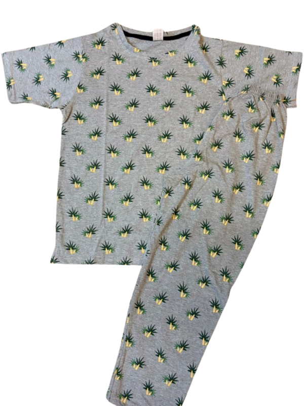 Half Sleeves Nightsuit