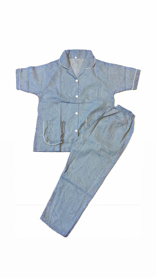 Cotton Half Sleeves Nightsuit