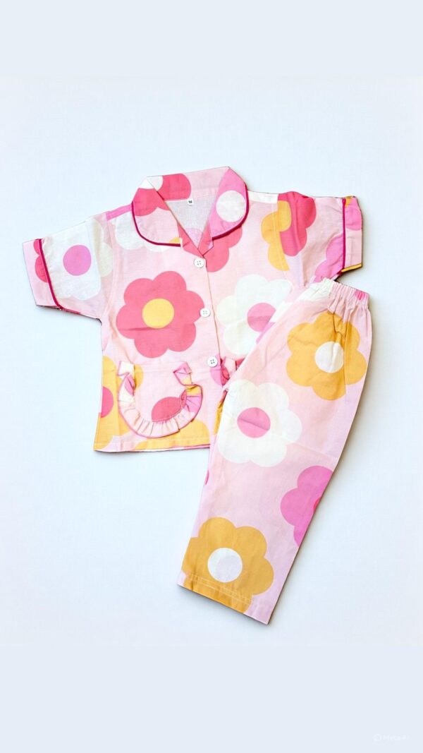 Cotton Half Sleeves Nightsuit