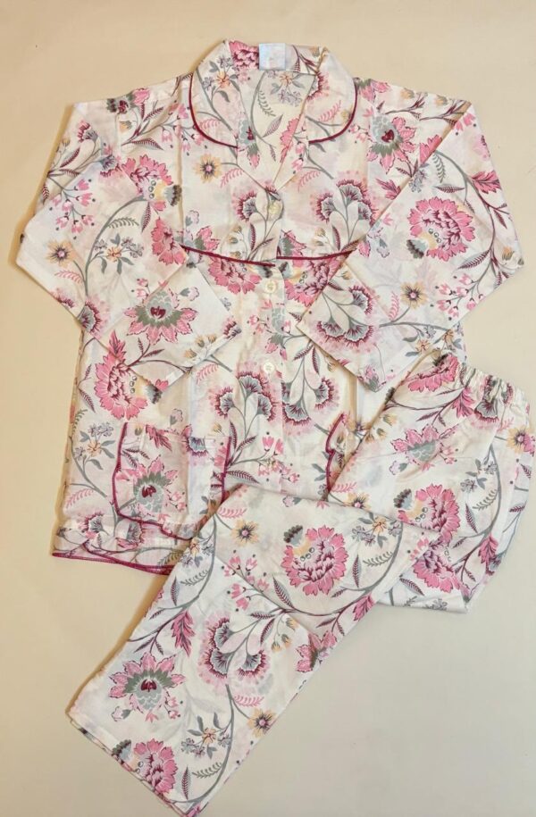 Full Sleeves Cotton Nightsuit